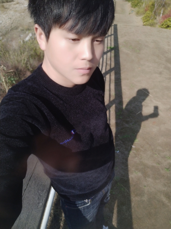 一直在等着你的第二张照片--凯里蓝颜知己交友网